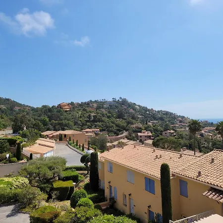 Les Mas De La Mer T2 Rez-de-jardin * Théoule-sur-Mer